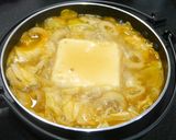 簡単！エビチリの素で☆チーズチゲ鍋作り方3写真