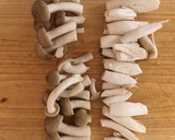 ピリ辛油揚げときのこの味噌炒め(麻婆風)作り方4写真