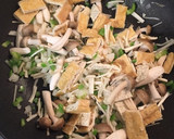 ピリ辛油揚げときのこの味噌炒め(麻婆風)作り方7写真