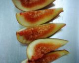 無花果とクリームチーズの餃子皮サラダ作り方1写真