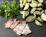夏野菜とベーコンのトマトソースパスタ作り方1写真