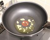 簡単☆鶏もも肉とアボカドの白だし炒め☆作り方2写真