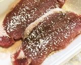 超簡単お弁当にも♡豚ロースのケチャソテー作り方1写真