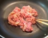 味噌漬けで簡単！豚肉とピーマンの炒め物作り方3写真