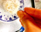 おにぎり　ごままぶし作り方3写真
