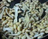 大豆ときのこのバジル炒め♪バジルが香る♪作り方4写真