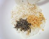 ごま油香る塩昆布と天かす入りおにぎり♡作り方1写真