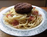 ハンバーグをトッピン具のペペロンチーノ♪作り方3写真