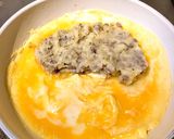 時短!コロッケの具材でオムレツ作り方6写真