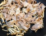 豚肉としめじのねぎポンチーズ炒め作り方2写真