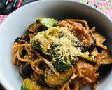 夏野菜とベーコンのトマトソースパスタ作り方6写真