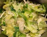 レタスとお麩の中華スープ作り方1写真