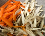 簡単おいしい☆牛肉とごぼうの甘辛炒め☆作り方2写真