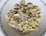 【絶品おつまみ】鶏皮とネギのわさポン和え作り方3写真