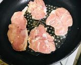 チキンステーキ〜レンジでオニオンソース〜作り方3写真