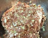 肉汁たっぷり！洋食屋さんのメンチカツ！作り方2写真