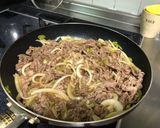 八方だしで☆Wネギの牛丼作り方5写真