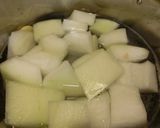 冬瓜の赤ワイン煮込み・おろしポン酢あん作り方1写真