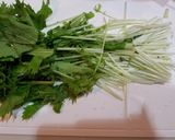 超簡単！水菜としめじの牛骨スープ！作り方1写真