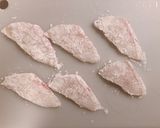 【離乳食初期】白身魚ペースト (鯛)作り方2写真