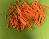 にんじんとソーセージの炒め物♪作り方1写真