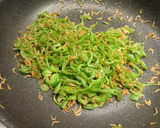 細切りピーマンとサクラエビの麺つゆ炒め作り方4写真
