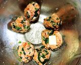 お弁当にほうれん草入りチーズミートボール作り方4写真