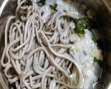 シモフリシメジ、ワカメの温蕎麦（＾＾）作り方6写真