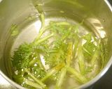 簡単！春菊とツナのお味噌汁作り方2写真