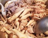 ニンニク香る❁豚肉としめじの卵炒め♡作り方3写真
