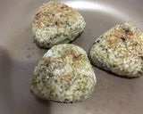 混ぜて焼くだけ♪海苔の佃煮の焼きおにぎり作り方2写真