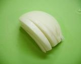 簡単！玉葱のみじん切りは1/4個が楽々作り方1写真