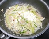 簡単！カリフラワーの茎とツナのマヨ炒め作り方4写真