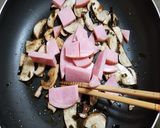 ヤマドリタケモドキとハムと玉葱のソテー作り方7写真