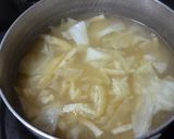 みょうがとキャベツの味噌汁♪作り方3写真