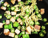 オクラとえのきとベーコンのバター炒め作り方5写真