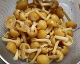 朝夕♪美味♪簡単♪なめこ青じその味噌汁作り方1写真