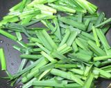 サッと作れ美味ニラ卵と日本蕎麦の焼きそば作り方7写真