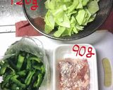 ゴーヤとキャベツの豚みそ炒め作り方1写真