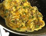 混ぜて焼くから簡単★具だくさんオムレツ作り方7写真