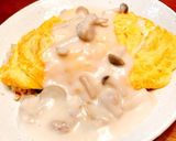 鶏肉ときのこのホワイトソースオムライス作り方7写真