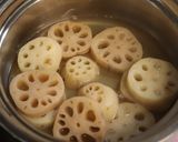 夕食おもてなし正月♪蓮根の煮物～みそ味～作り方3写真