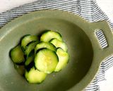 【白だしで簡単】ズッキーニのにんにく漬け作り方7写真