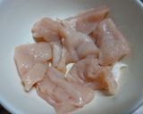 大根と胸肉ケチャップ炒め♪バジル香る♪作り方2写真