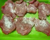 豚ももチーズ焼き♪きのこバジルソースかけ作り方2写真