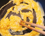 ラー油で簡単！厚揚げと豆苗のピリ辛炒め作り方3写真
