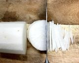 大根と油揚げの味噌汁作り方1写真