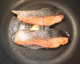 旬の秋鮭ORたらのムニエル☘️簡単ソース作り方2写真