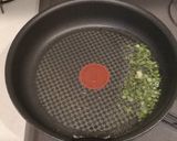 簡易グルメ！ネギ油香る素うどん作り方3写真
