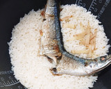 簡単！白だしDE秋刀魚の炊き込みご飯♪作り方4写真